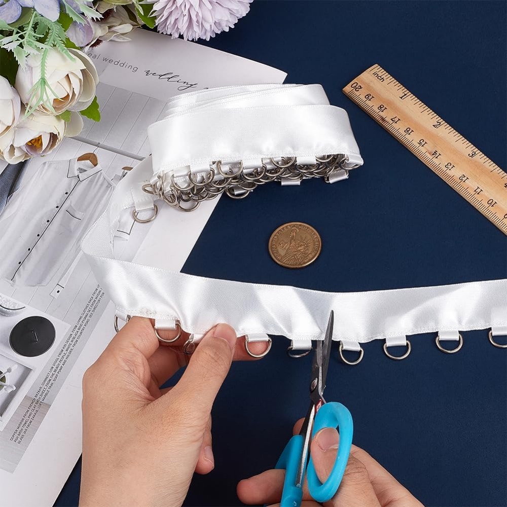 4 Yards weißer Ösenbesatz mit  – Sewing Kit Bewertung und Preis