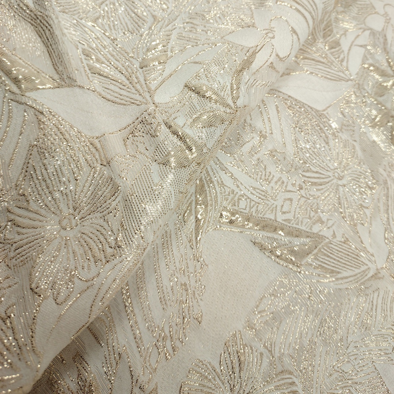 Creme-Gold Metallic Jacquard-S – Textile For Sewing Bewertung und Preis