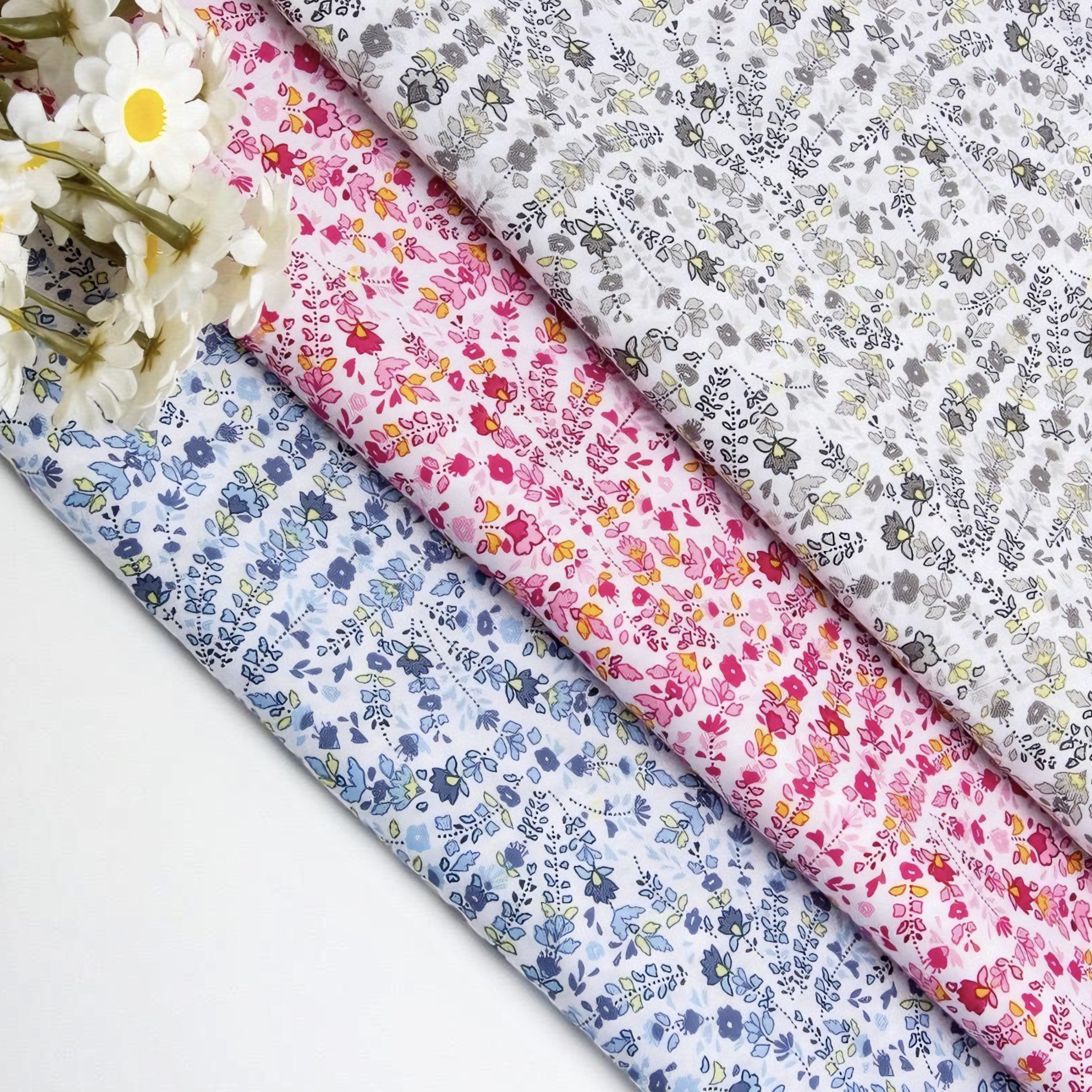 Vintage-Stoff mit Blumenmuster – Vintage Sewing Textile Bewertung und Preis
