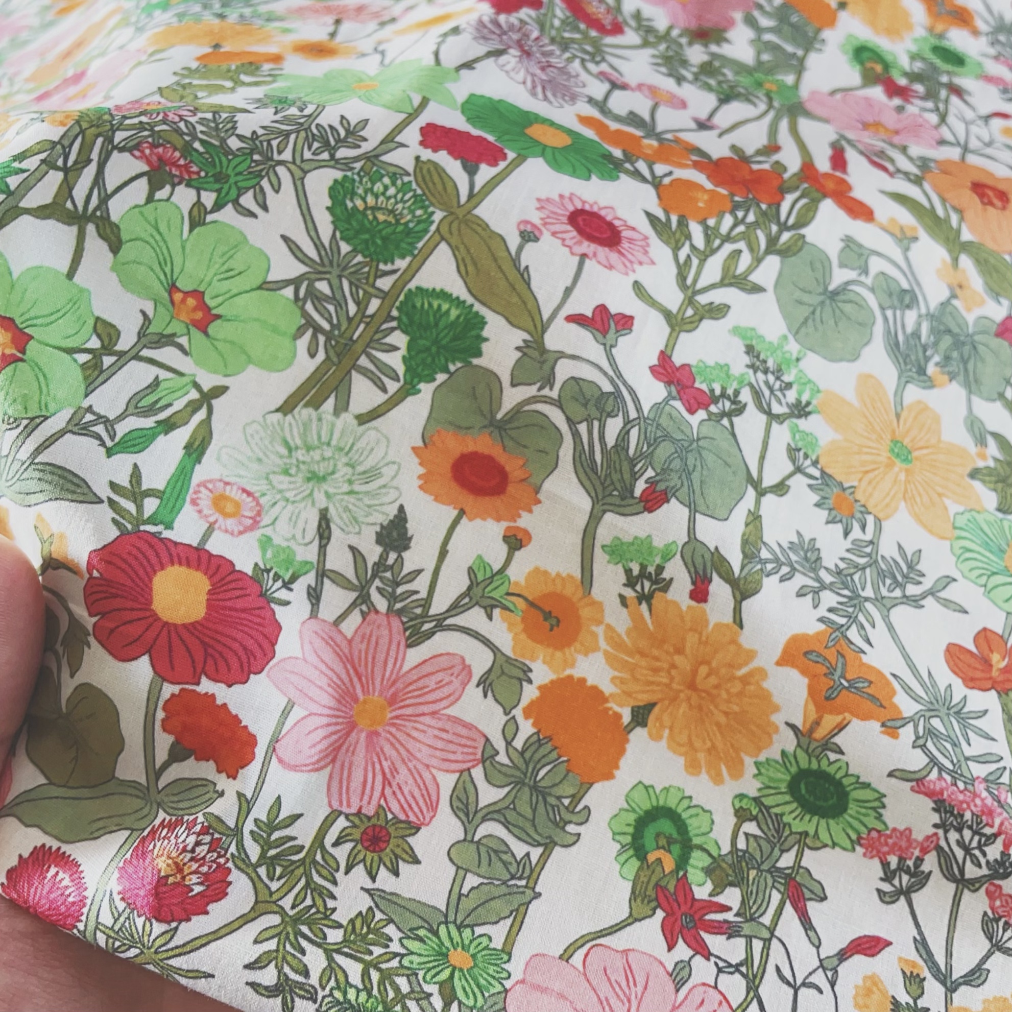 Vintage-Baumwollstoff mit Blum – Vintage Sewing Textile Bewertung und Preis